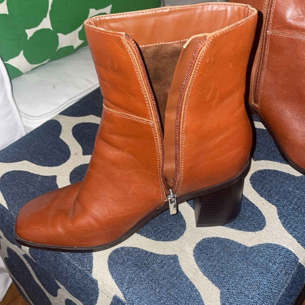EUC Marc Fisher Boots  7 1/2 - Picture 4 of 9